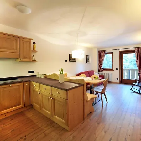 Da Nica E Diego Apartman Borca di Cadore